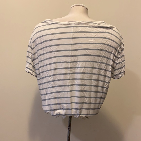 Gap oversized striped cropped top - Picture 2 of 4